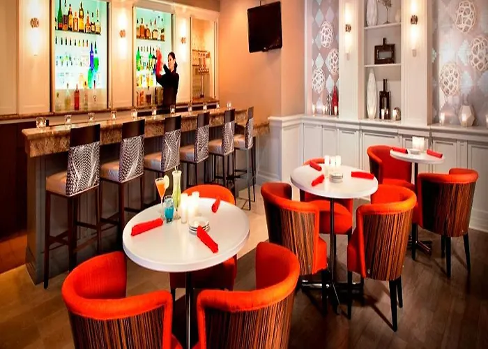 Hotel Radisson Airport 4*