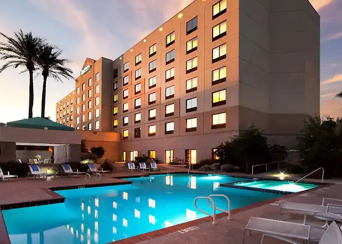 Radisson Airport Hotel 4*